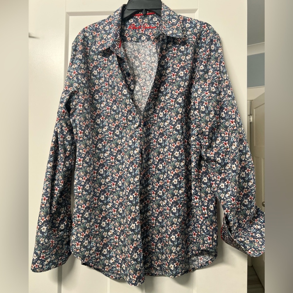 Fashionable button down